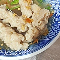 【台北美食】中央市場滷肉飯-沒有店名沒有招牌，隱藏在市場裡的無名美食