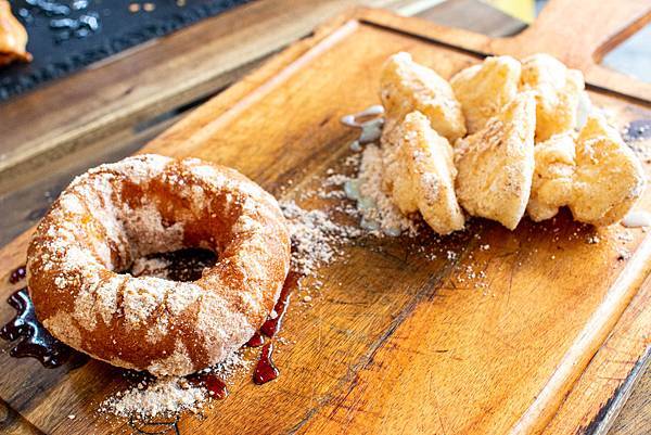 【三重美食】轉雞炸物專賣店-大塊又厚又多汁的美味雞排