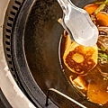 【高雄美食】小媳婦鐵鍋燉-全台第一家！東北特色鐵鍋燉美食