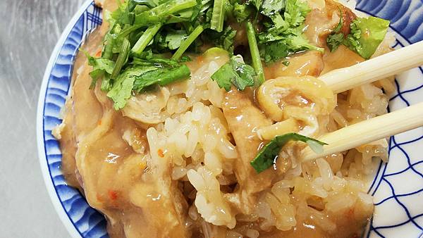 【宜蘭美食】無名油飯-網路評價4.4顆星的高評價美食