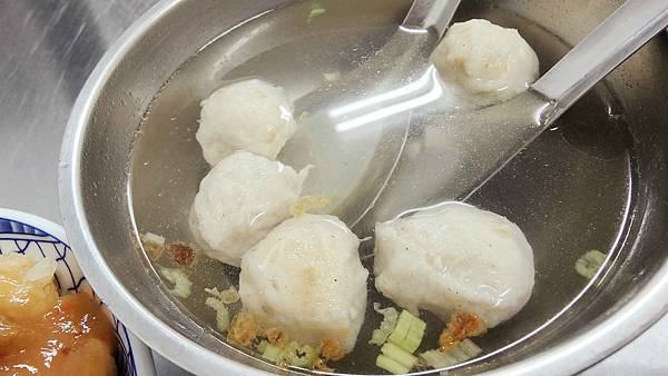 【宜蘭美食】無名油飯-網路評價4.4顆星的高評價美食