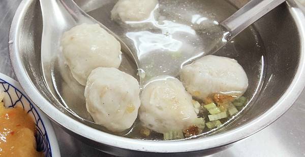 【宜蘭美食】無名油飯-網路評價4.4顆星的高評價美食