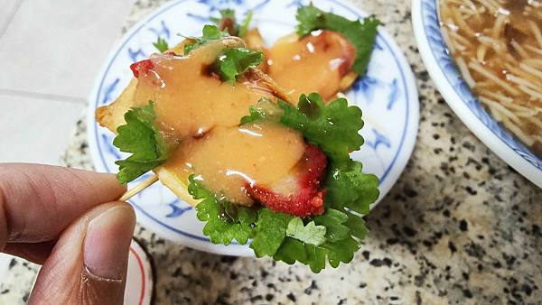 【宜蘭美食】正宗玉芬米粉羹-只賣二樣東西，就能賣超過二十年的老店