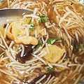 【宜蘭美食】正宗玉芬米粉羹-只賣二樣東西，就能賣超過二十年的老店