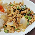 【板橋美食】泰樂泰國料理-不到100元就能吃到好吃又美味的泰式料理