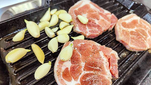 【宅配美食】唯典客-老饕級肉品、頂級肉品、頂級和牛、頂級食材、威靈頓牛排！年菜肉品必備、火鍋季肉品、干貝CAB 美國熟成沙朗/肋眼牛排、巧克力和牛後腰牛排、北海道超巨大干貝