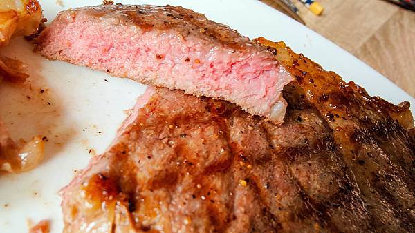 【宅配美食】唯典客-老饕級肉品、頂級肉品、頂級和牛、頂級食材、威靈頓牛排！年菜肉品必備、火鍋季肉品、干貝CAB 美國熟成沙朗/肋眼牛排、巧克力和牛後腰牛排、北海道超巨大干貝