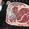 【宅配美食】唯典客-老饕級肉品、頂級肉品、頂級和牛、頂級食材、威靈頓牛排！年菜肉品必備、火鍋季肉品、干貝CAB 美國熟成沙朗/肋眼牛排、巧克力和牛後腰牛排、北海道超巨大干貝