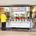 【板橋美食】QQ嫂-20元魯肉飯20元貢丸湯，絕無僅有的銅板美食小吃店