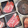 【台北美食】肉次方燒肉放題王品集團燒肉吃到飽-現點現切的超厚切PRIME沙朗牛排燒肉吃到飽