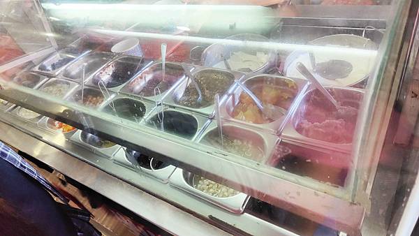 阿嬤ㄟ豆花-鶯歌老街裡,假日大排長龍的超人氣豆花店 阿嬤ㄟ豆花-鶯歌老街裡,假日大排長龍的超人氣豆花店