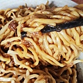 【中和美食】汕頭麵-每天只開3小時！爆人氣排隊無名小吃店