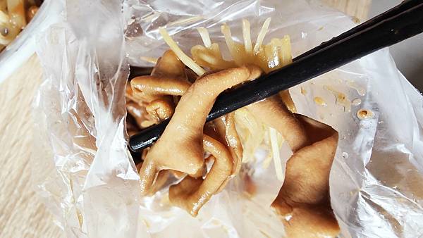 【中和美食】汕頭麵-每天只開3小時!爆人氣排隊無名小吃店