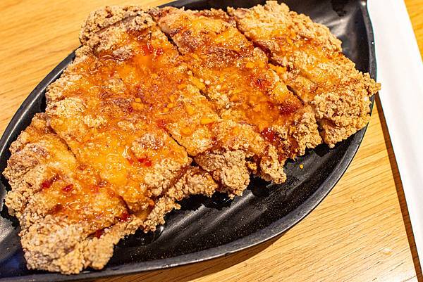 【台北美食】炸去啃 職人炸物 台北信義A11店-信義區百貨公司裡超平價雞排店 【台北美食】炸去啃 職人炸物 台北信義A11店-信義區百貨公司裡超平價雞排店