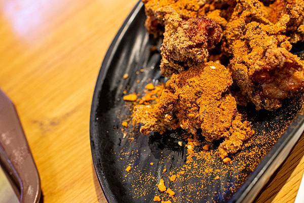 【台北美食】炸去啃 職人炸物 台北信義A11店-信義區百貨公司裡超平價雞排店 【台北美食】炸去啃 職人炸物 台北信義A11店-信義區百貨公司裡超平價雞排店