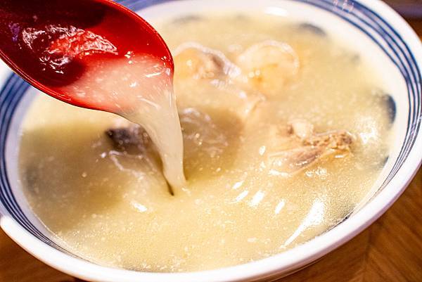 【台北美食】炸去啃 職人炸物 台北信義A11店-信義區百貨公司裡超平價雞排店 【台北美食】炸去啃 職人炸物 台北信義A11店-信義區百貨公司裡超平價雞排店