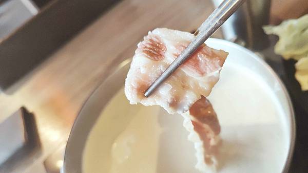 【台北火鍋】聚北海道鍋物-壽星當日5折優惠火鍋餐廳!還享有70樣食材無限量吃到飽 【台北火鍋】聚北海道鍋物-壽星當日5折優惠火鍋餐廳!還享有70樣食材無限量吃到飽