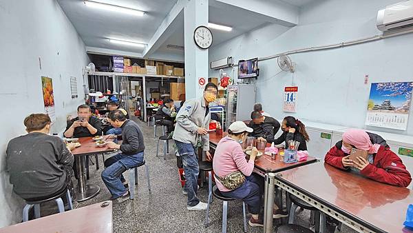 【新店美食】旺來小吃店-還沒用餐時間就塞滿整個走道的超人氣小吃 【新店美食】旺來小吃店-還沒用餐時間就塞滿整個走道的超人氣小吃