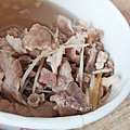 【中和美食】立德街無名排隊美食-就算是下雨天也大排長龍的隱藏版美食小吃店