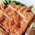 【土城美食】員山排骨-還沒用餐時間就已經排到大馬路上的爆人氣排骨店