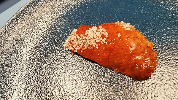 享鴨 烤鴨與中華料理-令人陶醉的酥脆鴨皮，有如餅乾般的酥脆又美味