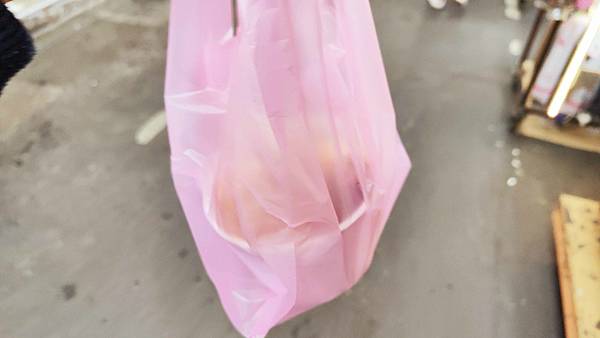 【永和美食】白糖粿-一份三顆只要50元,好吃又美味的樂華夜市小吃 【永和美食】白糖粿-一份三顆只要50元,好吃又美味的樂華夜市小吃