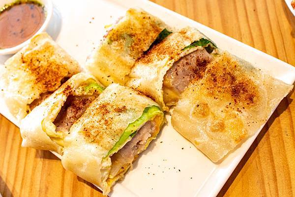 【蘆洲早午餐】蘆洲調色盤早午餐-千千萬萬別假日來!否則需要排隊才能吃到的早午餐店