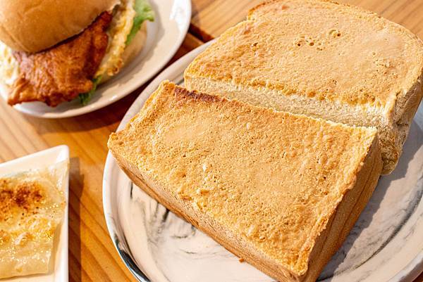 【蘆洲早午餐】蘆洲調色盤早午餐-千千萬萬別假日來!否則需要排隊才能吃到的早午餐店