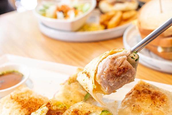 【蘆洲早午餐】蘆洲調色盤早午餐-千千萬萬別假日來!否則需要排隊才能吃到的早午餐店