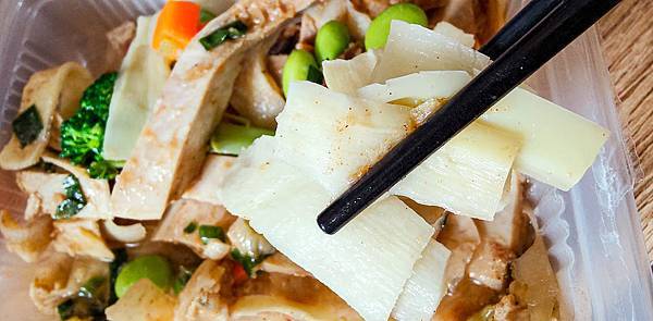 【宅配美食】原禾軒鹹水雞蔬食餐盒-免出門免開火，就能吃到美味又好吃的鹹水雞料理