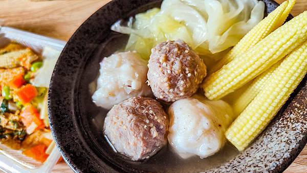 【宅配美食】原禾軒鹹水雞蔬食餐盒-免出門免開火，就能吃到美味又好吃的鹹水雞料理