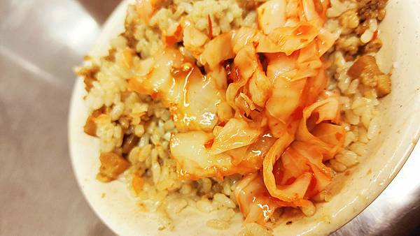 【新店美食】阿金老圓環滷肉飯-新店最受歡迎的滷肉飯名店