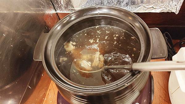 東來順羊肉爐 活蝦料理餐廳-只要450元就能吃到羊肉爐吃到飽火鍋!CP值爆高又好吃