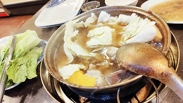 東來順羊肉爐 活蝦料理餐廳-只要450元就能吃到羊肉爐吃到飽火鍋!CP值爆高又好吃 東來順羊肉爐 活蝦料理餐廳-只要450元就能吃到羊肉爐吃到飽火鍋!CP值爆高又好吃