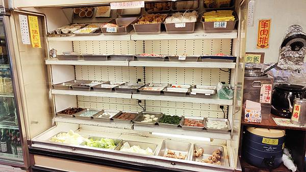 東來順羊肉爐 活蝦料理餐廳-只要450元就能吃到羊肉爐吃到飽火鍋!CP值爆高又好吃 東來順羊肉爐 活蝦料理餐廳-只要450元就能吃到羊肉爐吃到飽火鍋!CP值爆高又好吃