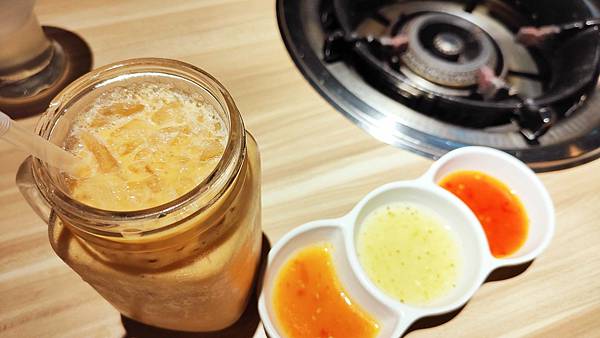 泰滾 Rolling Thai 泰式火鍋-當月壽星生日優惠,幾歲送幾隻蝦的台北泰式火鍋店