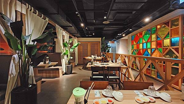 泰滾 Rolling Thai 泰式火鍋-當月壽星生日優惠,幾歲送幾隻蝦的台北泰式火鍋店 泰滾 Rolling Thai 泰式火鍋-當月壽星生日優惠,幾歲送幾隻蝦的台北泰式火鍋店