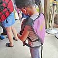 台南親子一日遊-北門遊客中心、七股鹽山、龍海號與蚵仔吃到飽、和明織品文化館