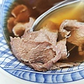 【台南美食】萬林牛肉湯-內用魯肉免費用吃到飽！想吃幾碗都沒有問題