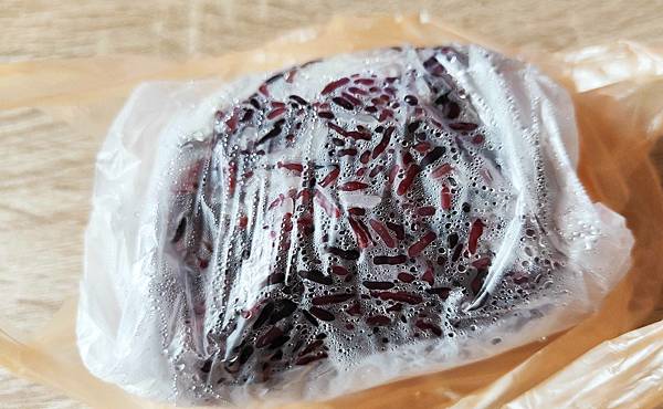 【台北美食】本丸特製飯糰-排隊人潮幾乎不中斷的爆人氣飯糰店 【台北美食】本丸特製飯糰-排隊人潮幾乎不中斷的爆人氣飯糰店