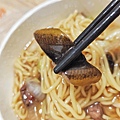 大吃小算小吃店｜大快爆炒酸酸甜甜的鱔魚麵