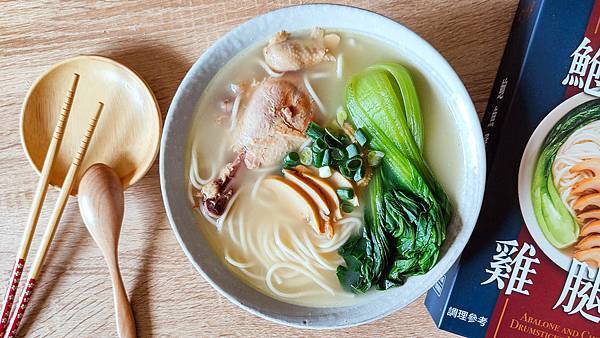 金博家鮑魚雞腿麵