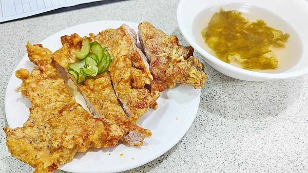 金園排骨 金園排骨