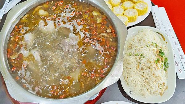 臺灣番鴨牧場大江店 臺灣番鴨牧場大江店