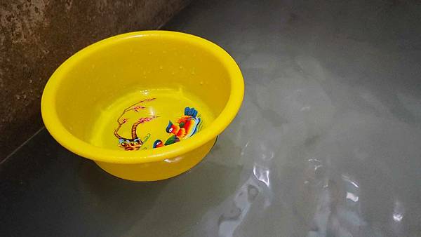 六窟溫泉餐廳 六窟溫泉餐廳