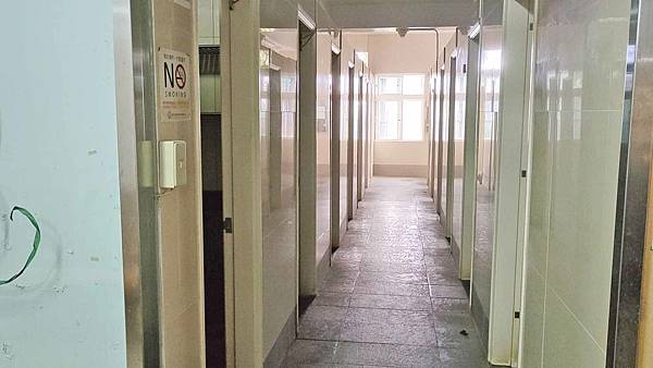 六窟溫泉餐廳 六窟溫泉餐廳