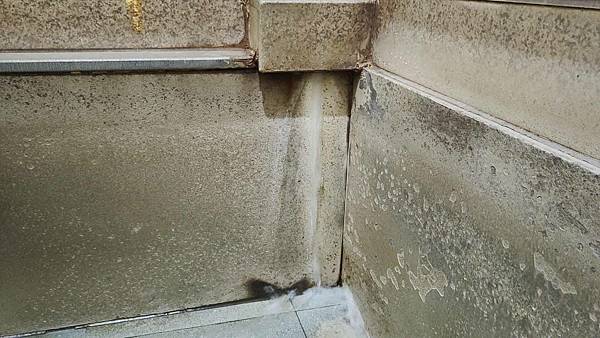 六窟溫泉餐廳 六窟溫泉餐廳