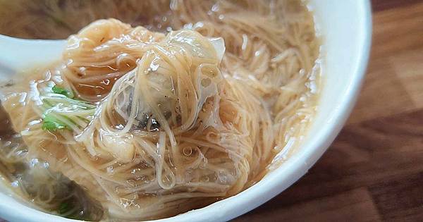 深丘大腸蚵仔麵線