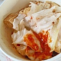 現燙蚵仔麵線、炸臭豆腐