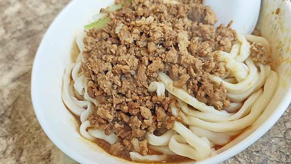 元之寶拉麵湯餃館 元之寶拉麵湯餃館